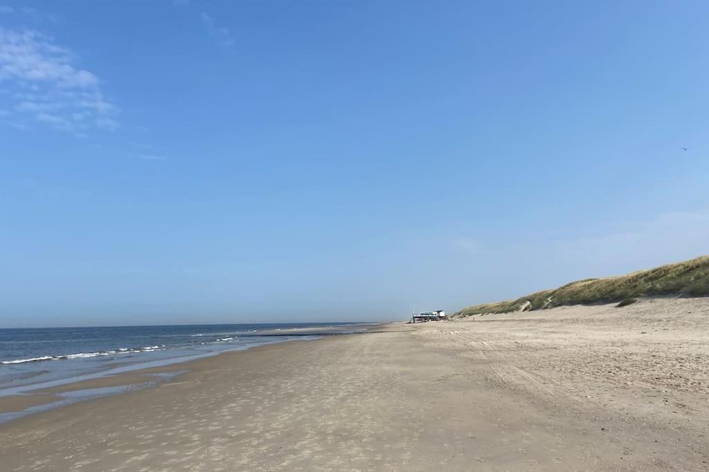 Strandhuisje Freek, 900 M Van Zee En Strand Callantsoog Exterior photo